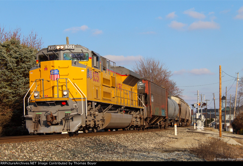 UP 8351